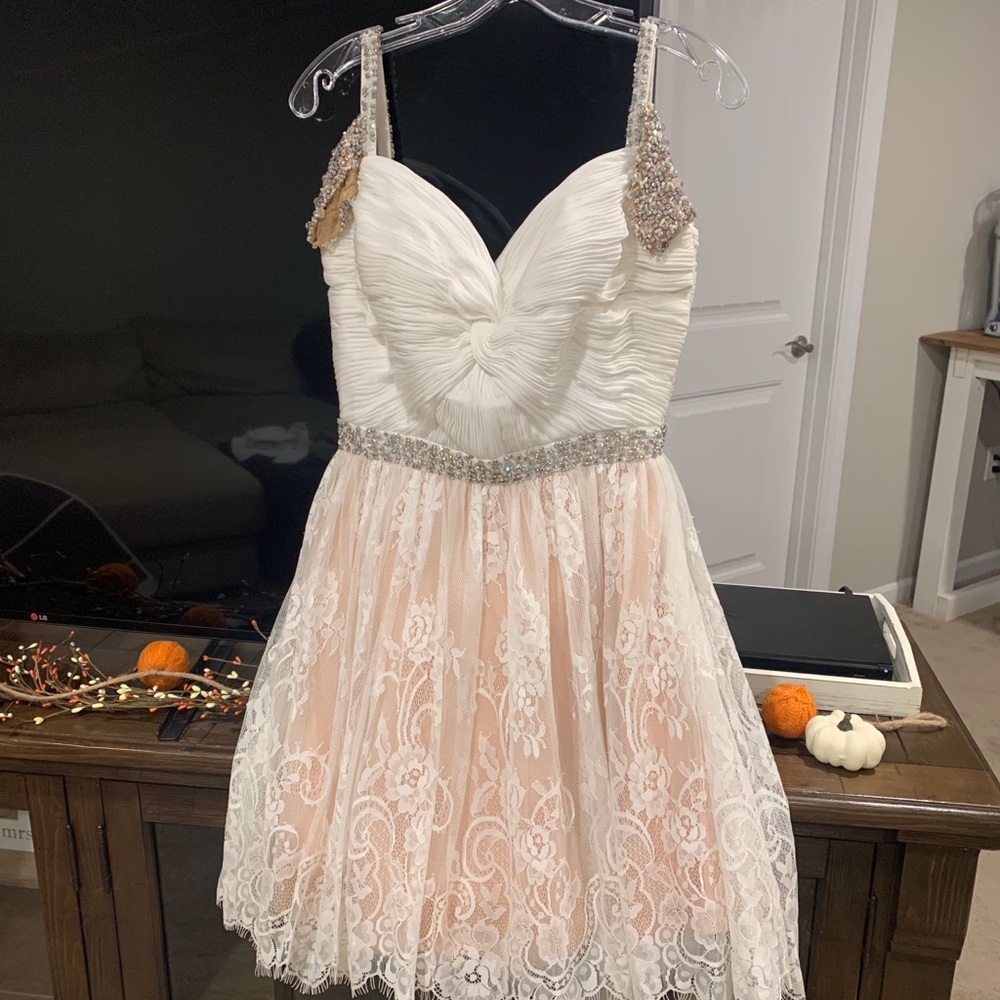 PROM DRESS - Picture 7 of 12